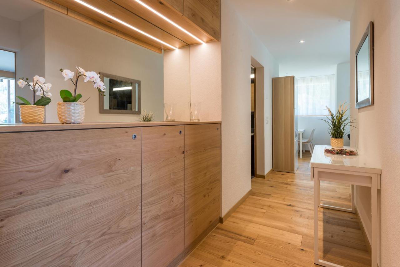 Montela Apartments - Haus F Saas-Grund Extérieur photo