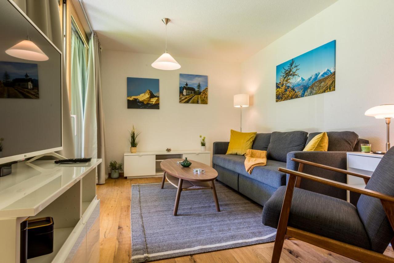 Montela Apartments - Haus F Saas-Grund Extérieur photo