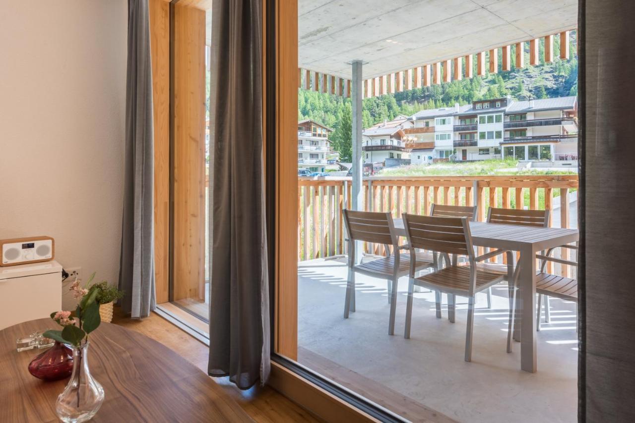 Montela Apartments - Haus F Saas-Grund Extérieur photo