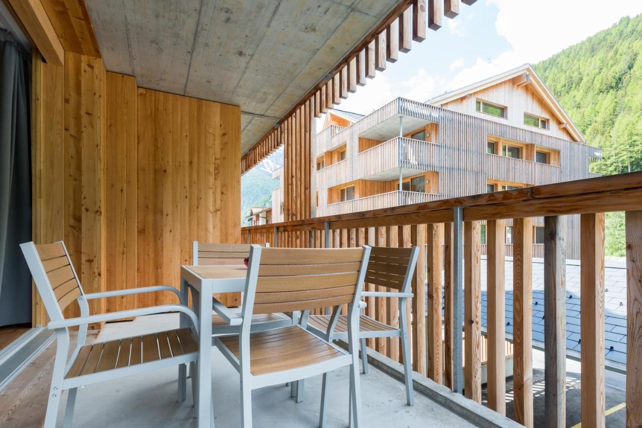 Montela Apartments - Haus F Saas-Grund Extérieur photo