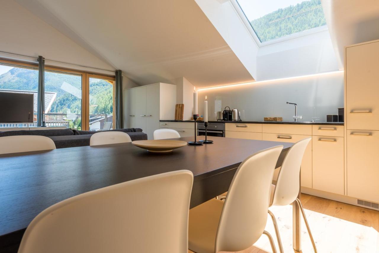 Montela Apartments - Haus F Saas-Grund Extérieur photo