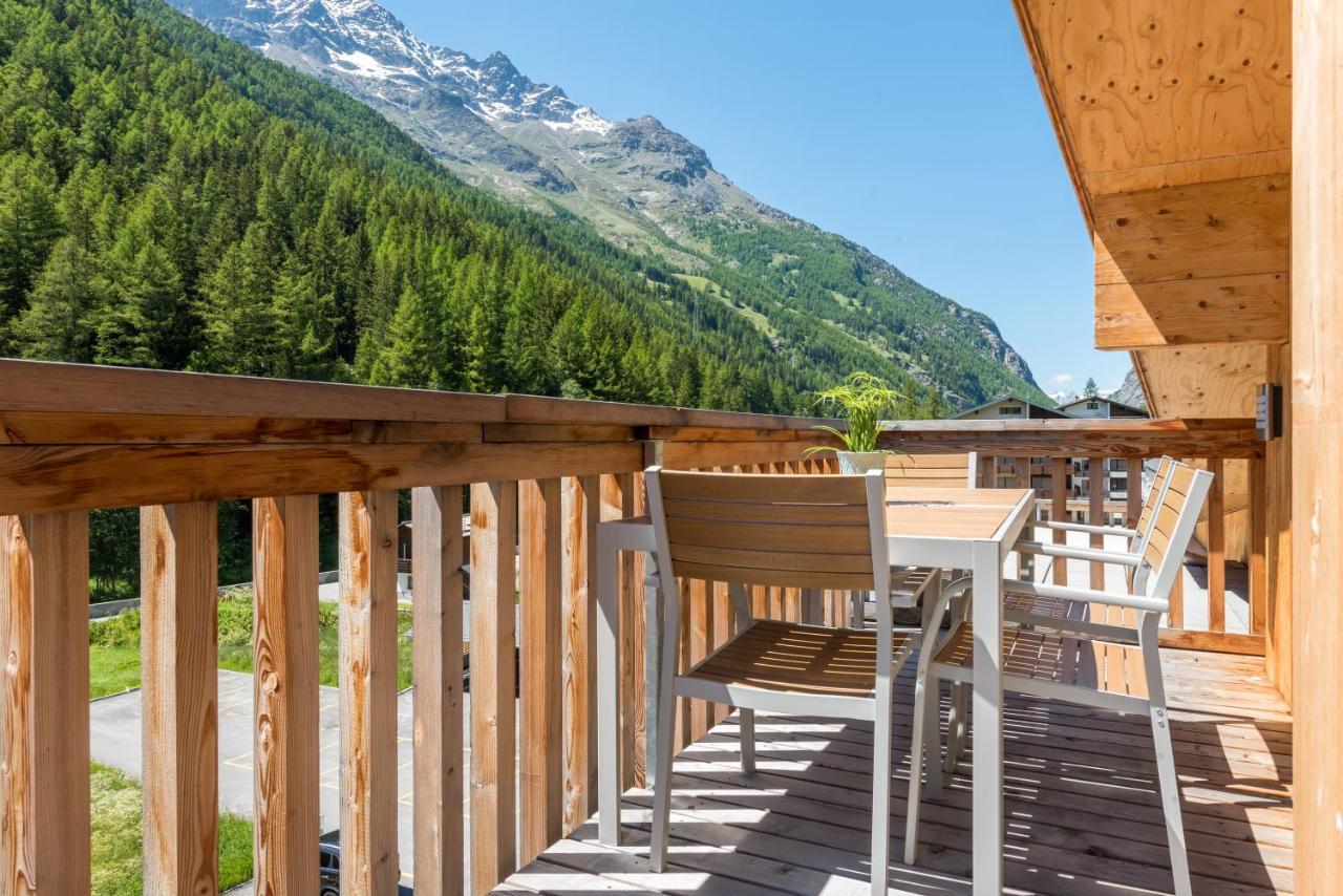 Montela Apartments - Haus F Saas-Grund Extérieur photo