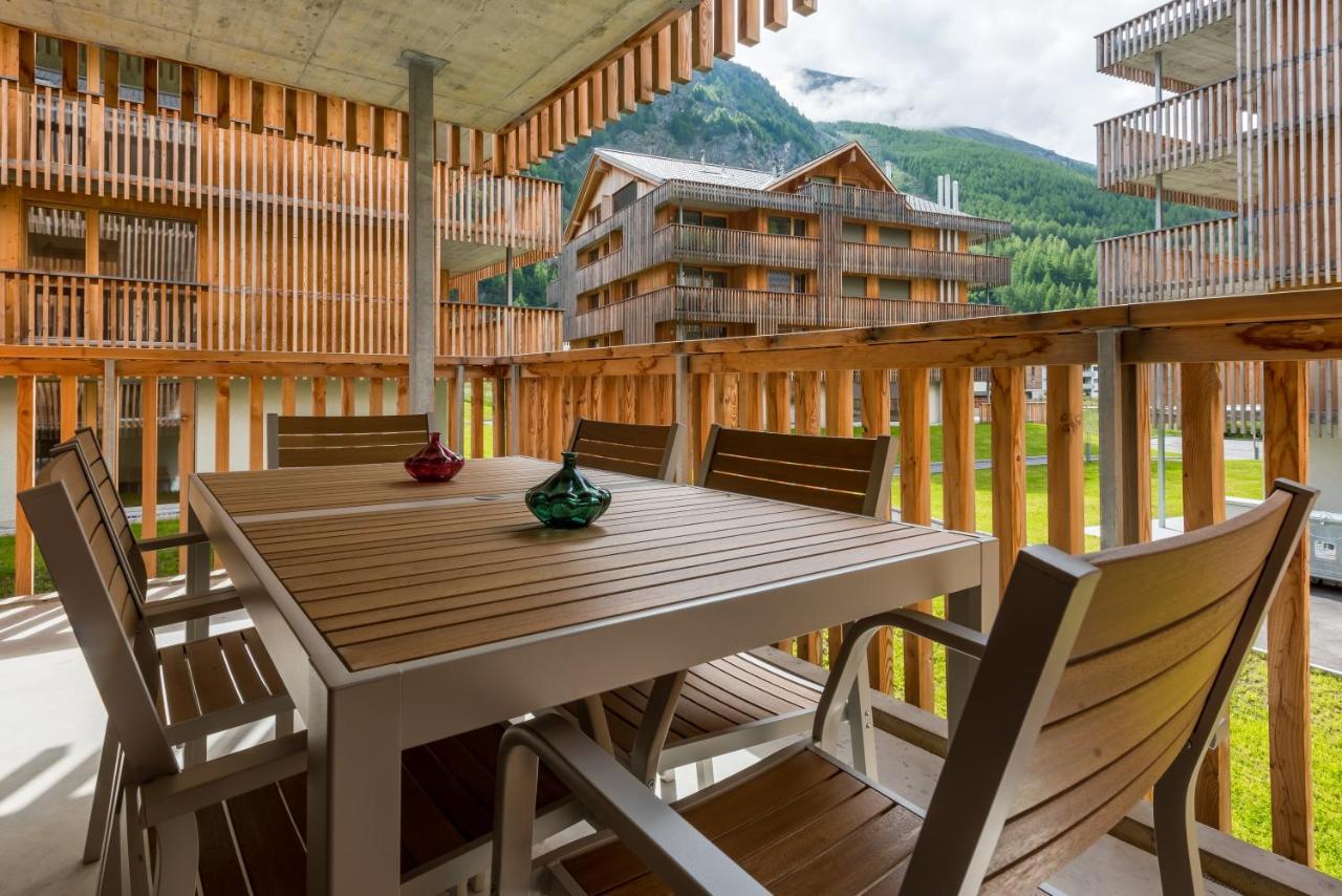 Montela Apartments - Haus F Saas-Grund Extérieur photo