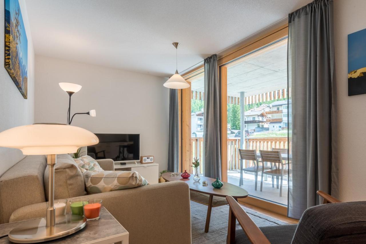 Montela Apartments - Haus F Saas-Grund Extérieur photo
